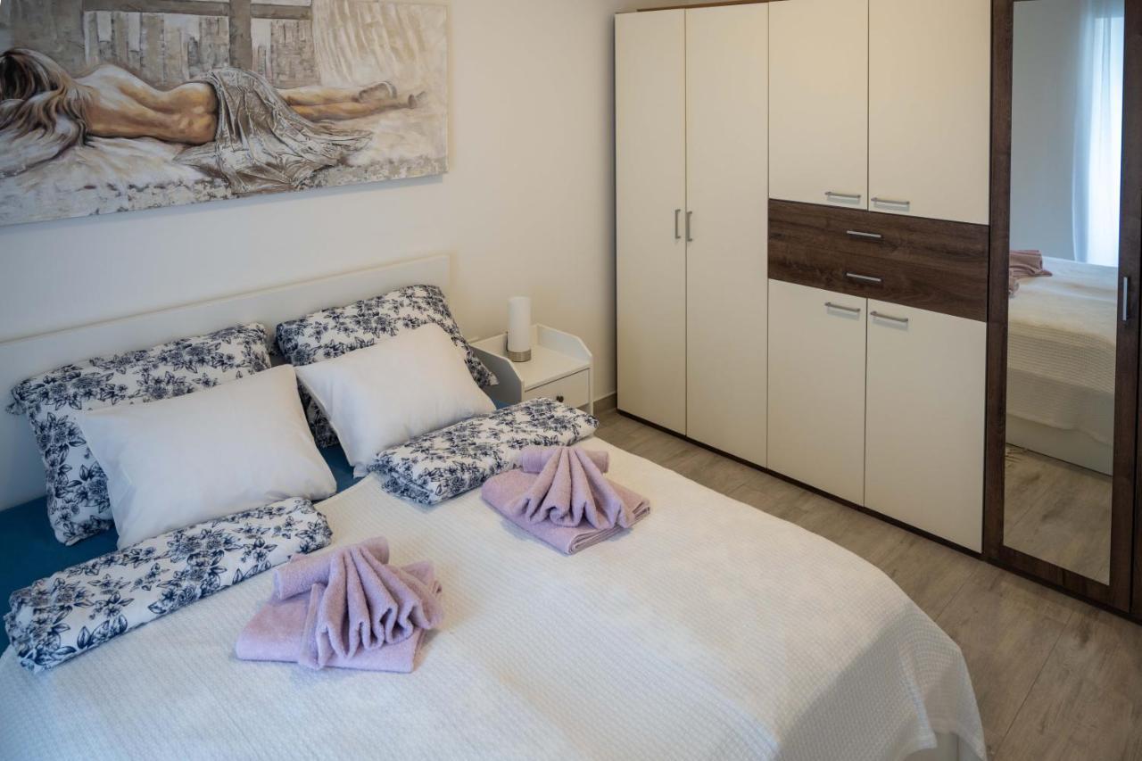 Apartment Montona Πούλα Εξωτερικό φωτογραφία