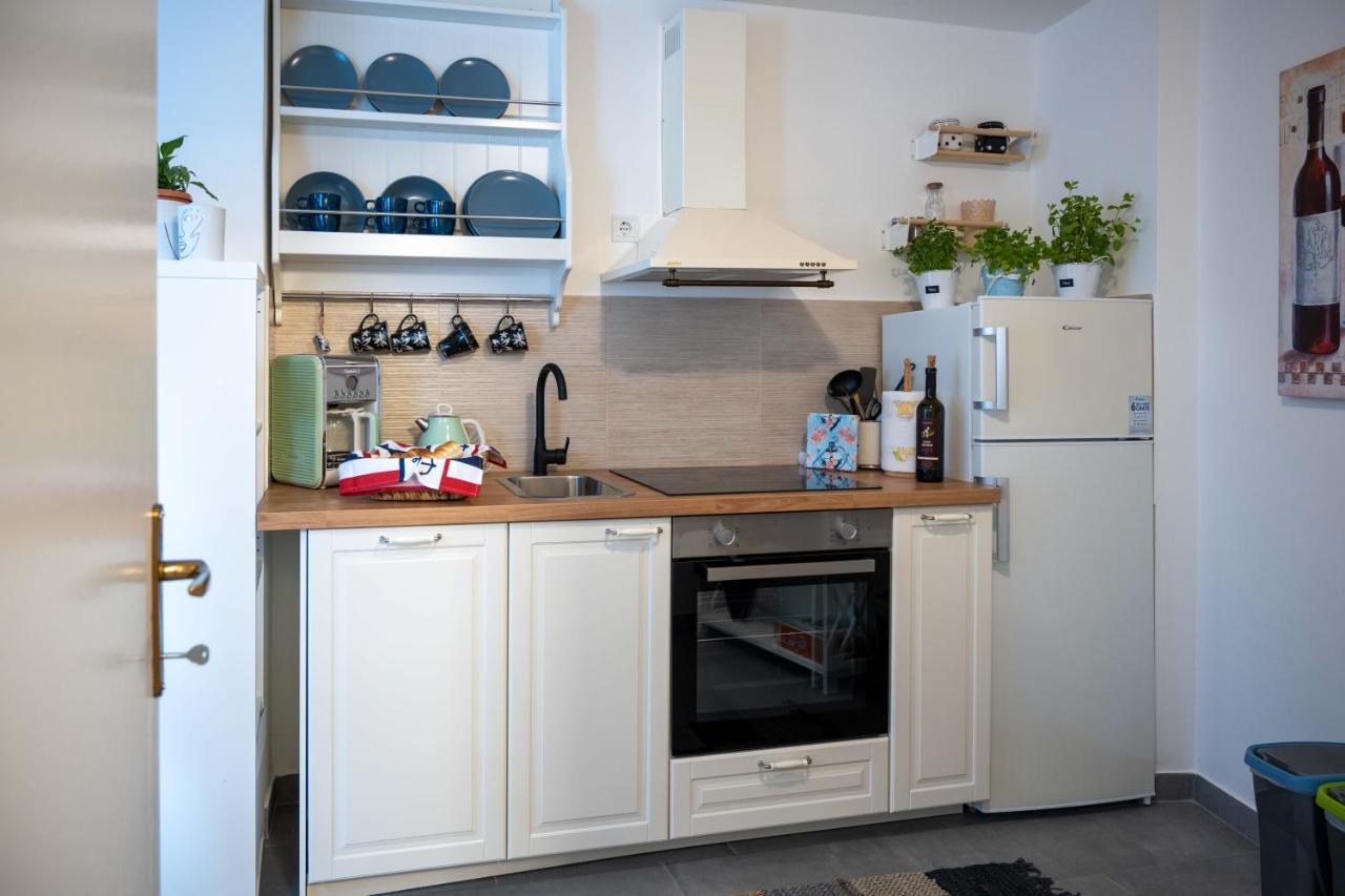 Apartment Montona Πούλα Εξωτερικό φωτογραφία