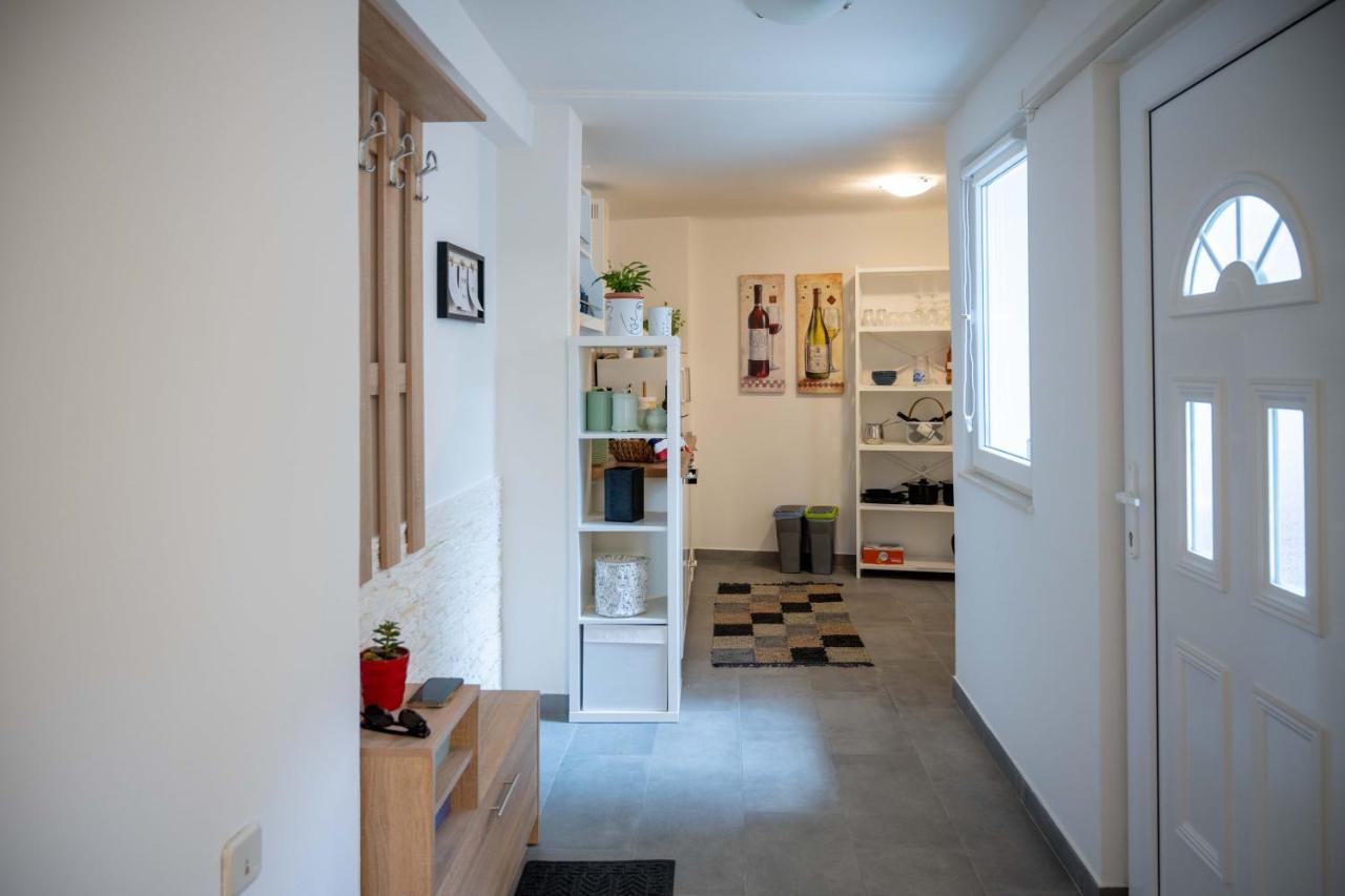 Apartment Montona Πούλα Εξωτερικό φωτογραφία